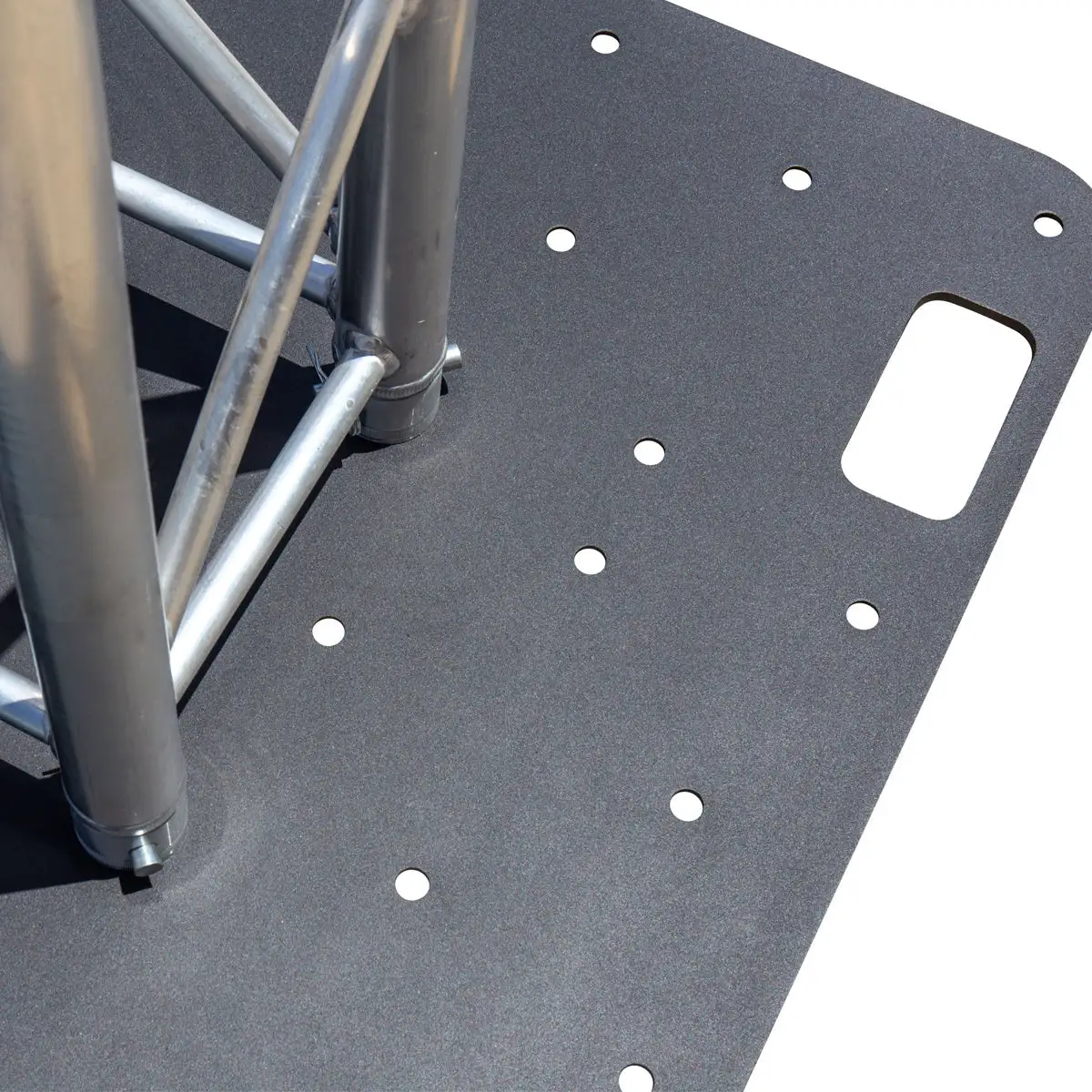 Titan AV 290mm Box Truss LED Wall Frame 3.3m(H) X 6.6m(W) 6 Titan AV 290mm Box Truss LED Wall Frame 3.3m(H) X 6.6m(W) - Image 4