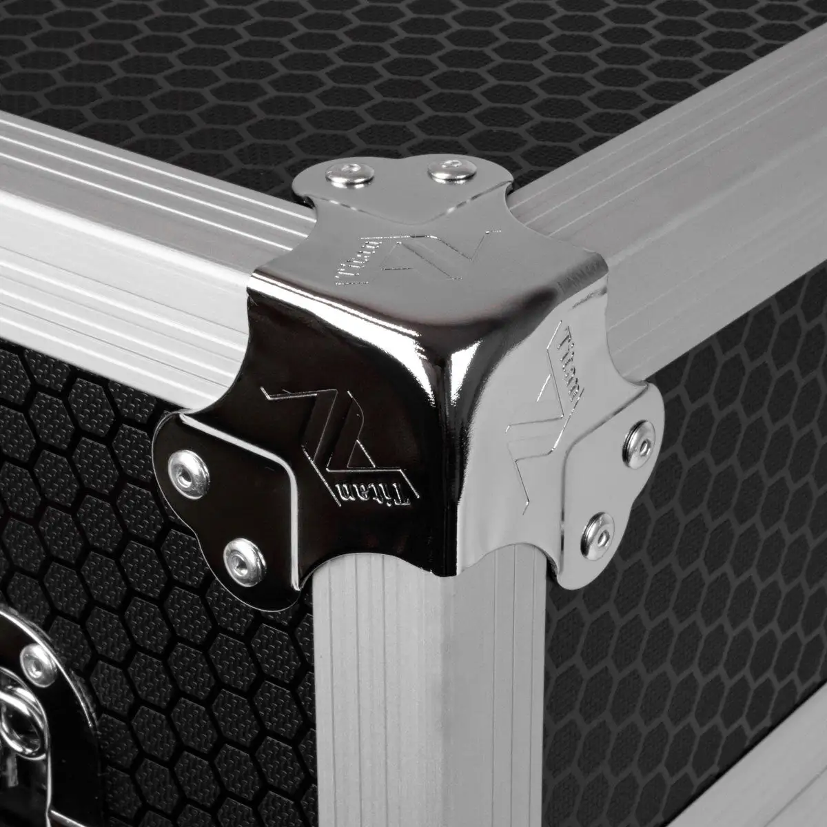 Midas M32R Mixer Road Case, By Titan AV 7 Midas M32R Mixer Road Case, By Titan AV - Image 5