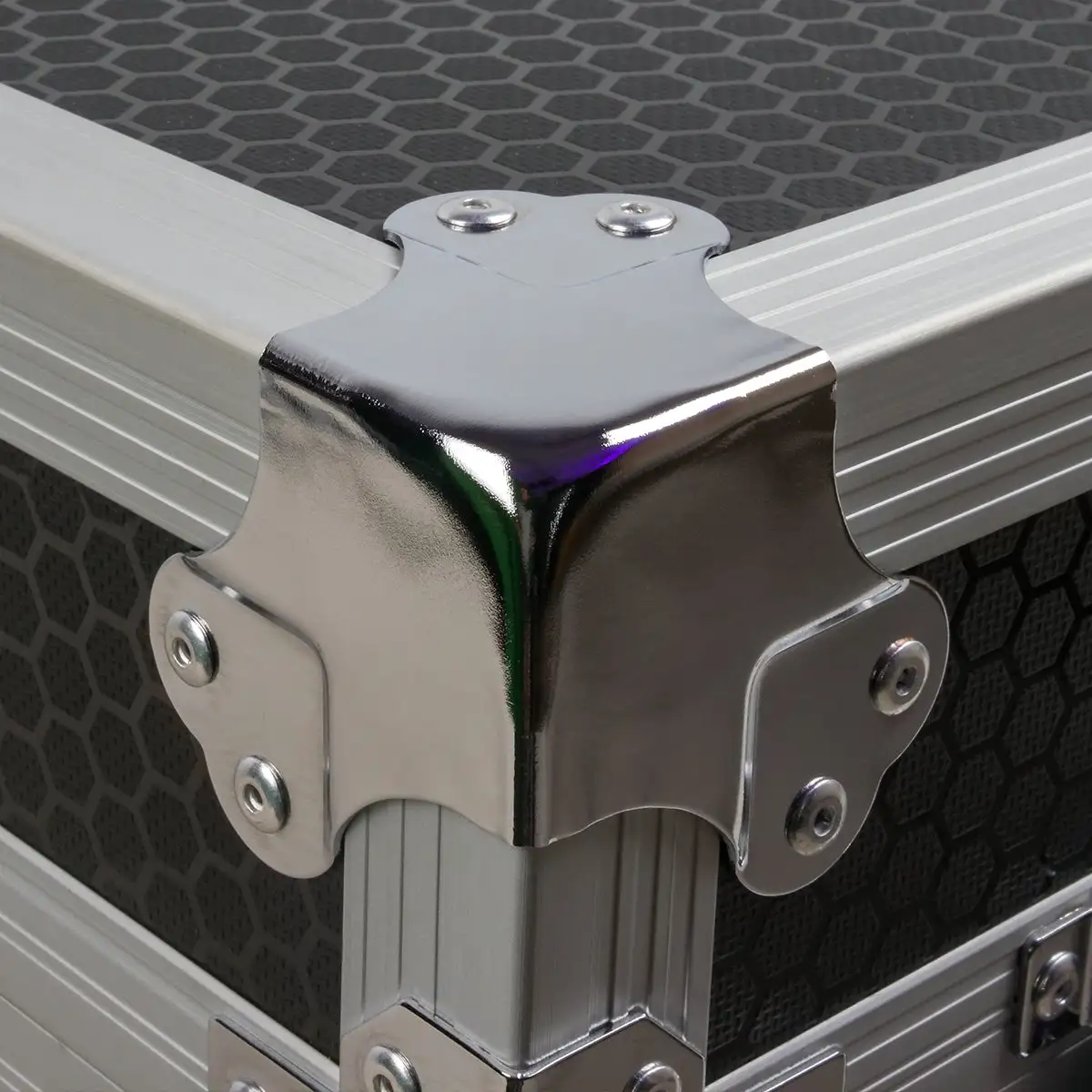 Titan AV 19" 10RU Adjustable Mixer Rack Road Case 5 Titan AV 19" 10RU Adjustable Mixer Rack Road Case - Image 3