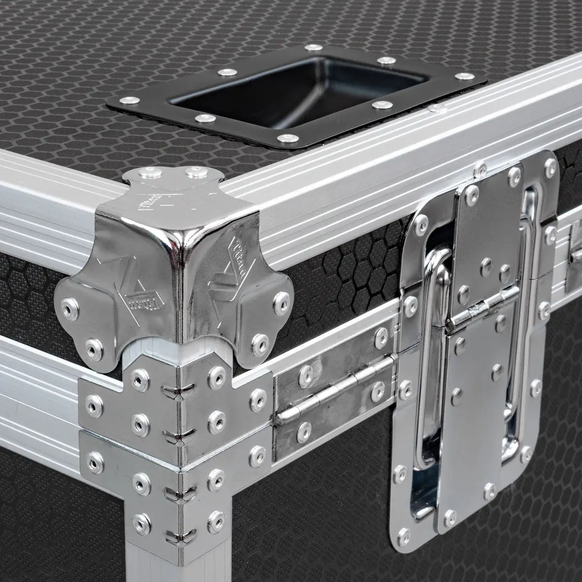 Titan AV Par64 Effects Lighting Packer Case 8-Way 9 Titan AV Par64 Effects Lighting Packer Case 8-Way - Image 7