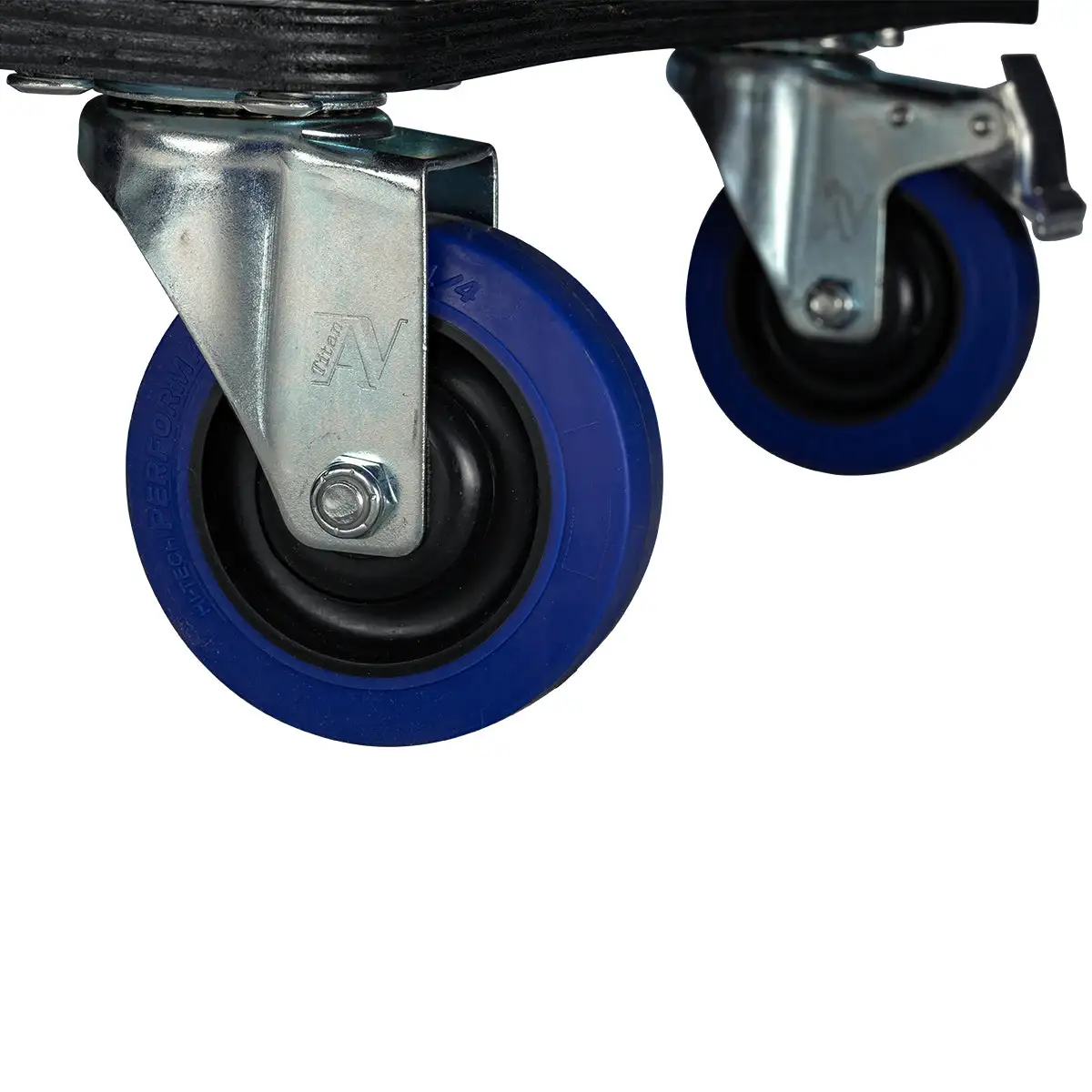 Titan AV 12RU Shock Proof Case On Castors, 550 Deep 6 Titan AV 12RU Shock Proof Case On Castors, 550 Deep - Image 4