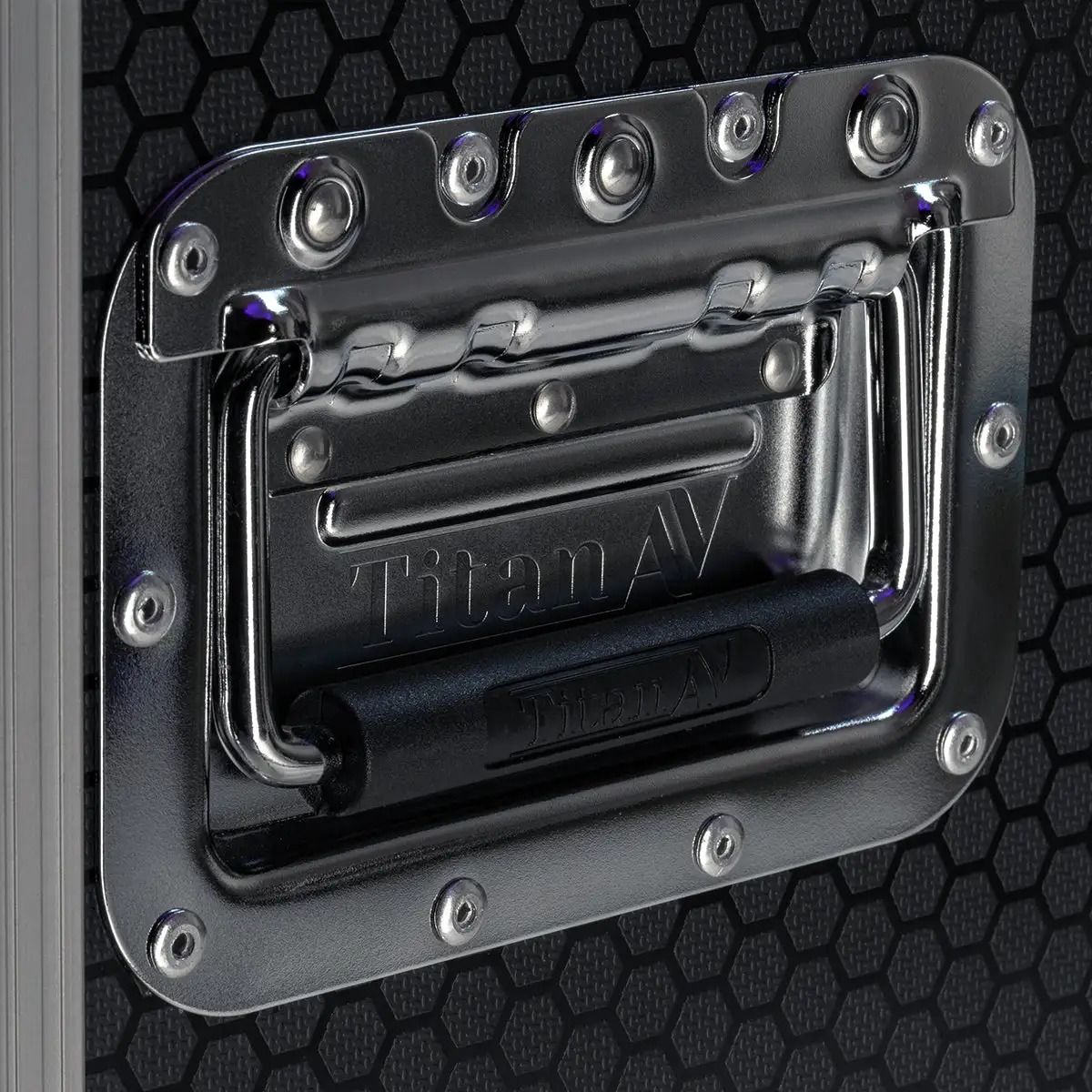 Titan AV 14RU Shock Proof Case On Castors, 550 Deep 7 Titan AV 14RU Shock Proof Case On Castors, 550 Deep - Image 5